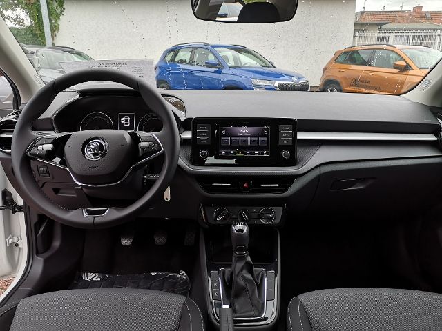 Fahrzeugabbildung SKODA Fabia 1.0 MPI Ambition MFL SITZHZG ANDROID AUTO