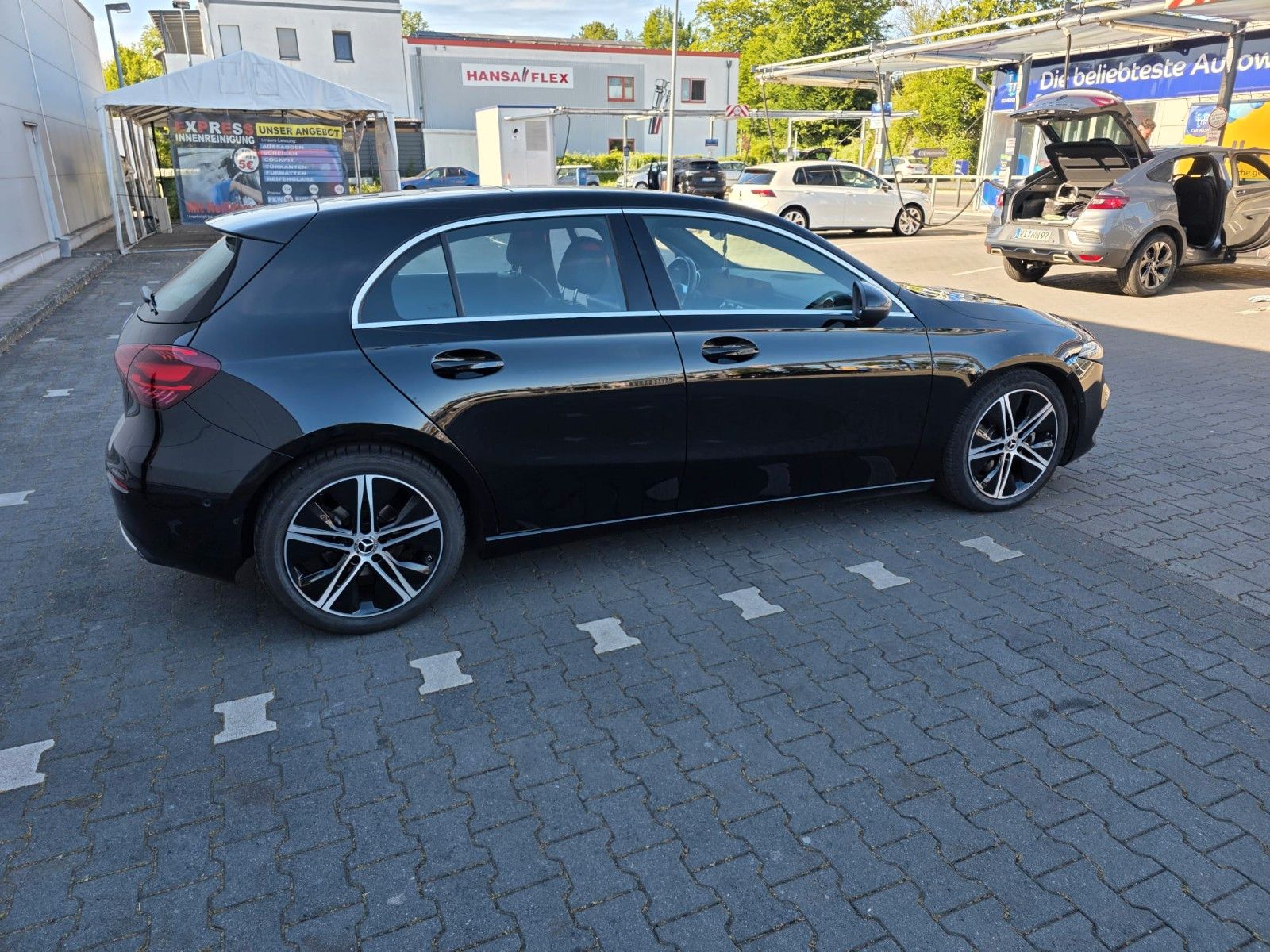 Mercedes-Benz A180d+PANO+LED+RFK+NAVI+ imagem 3