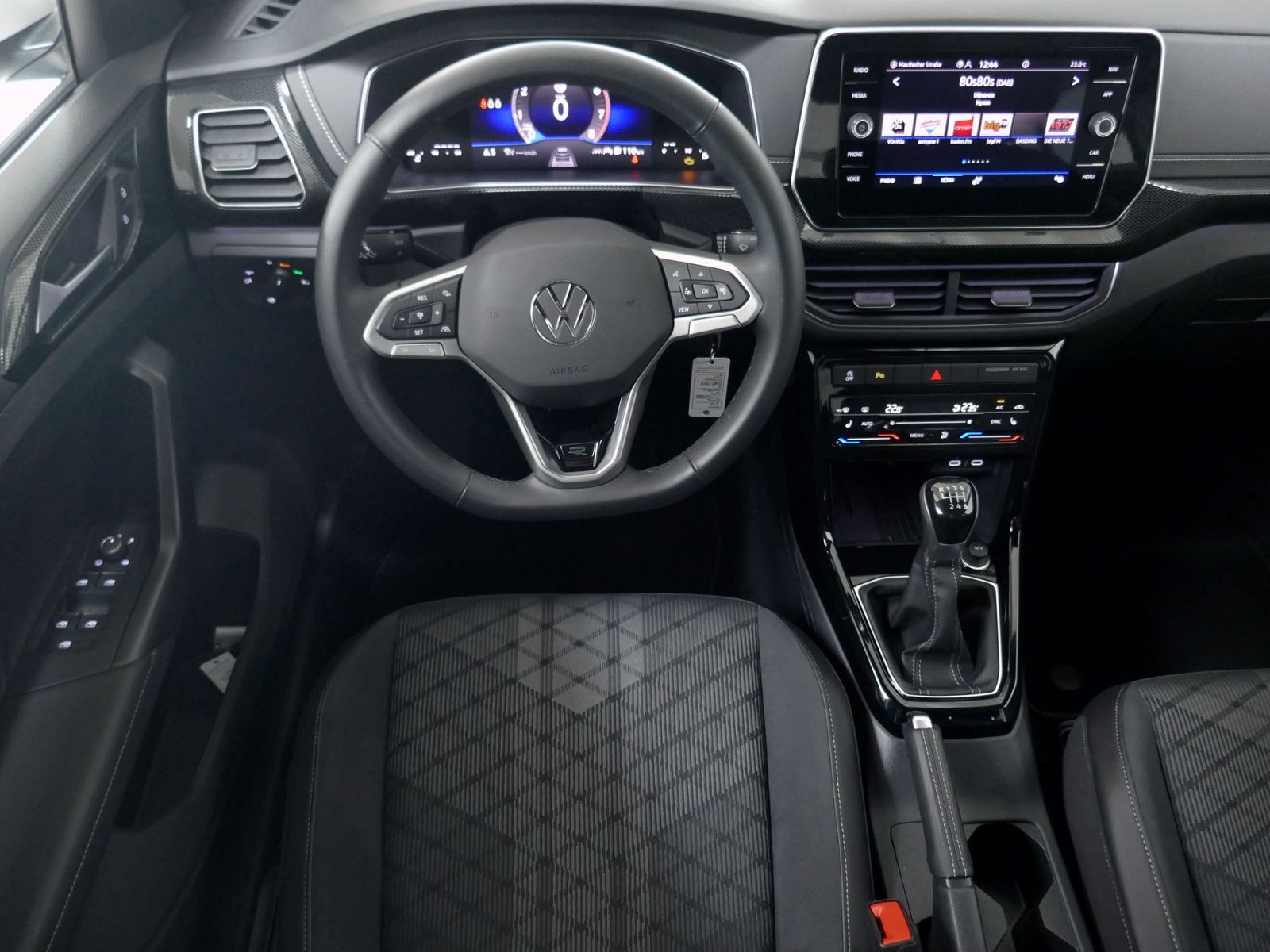 Fahrzeugabbildung Volkswagen T-Cross R-Line 1.0 TSI | LED PDC ACC Navi App