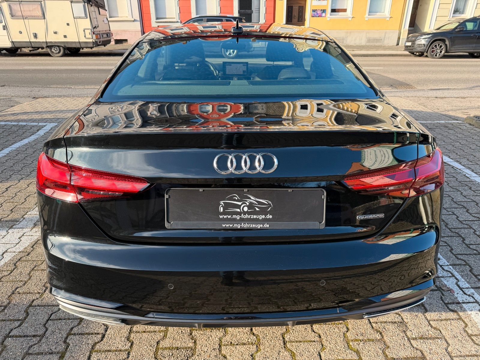 Fahrzeugabbildung Audi A5 Coupe 40 TDI quattro S line SHZ Matrix B&O