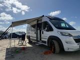 Adria Twin Supreme  640 SGX 2023/Solar/LifePo4/Maxxfan - Offers