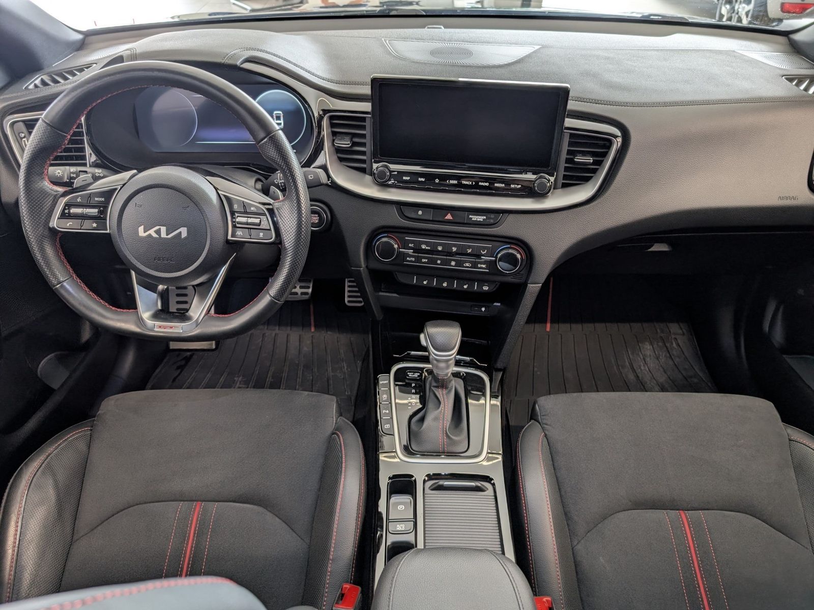 KIA pro_cee'd ProCeed 1.6 T-GDI GT DCT Glasdach Komfort – Bild 16