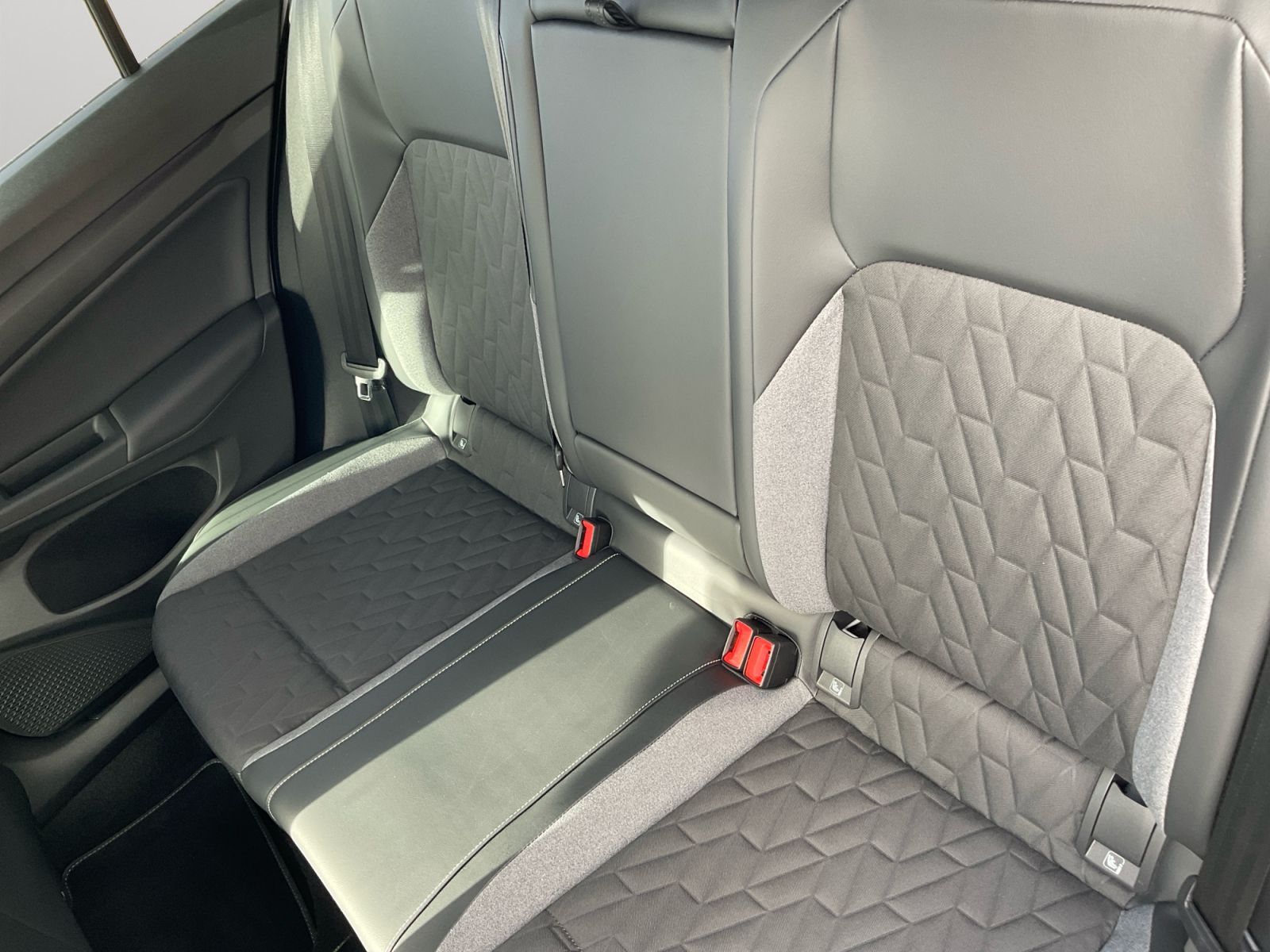 Volkswagen Golf - Bild 13