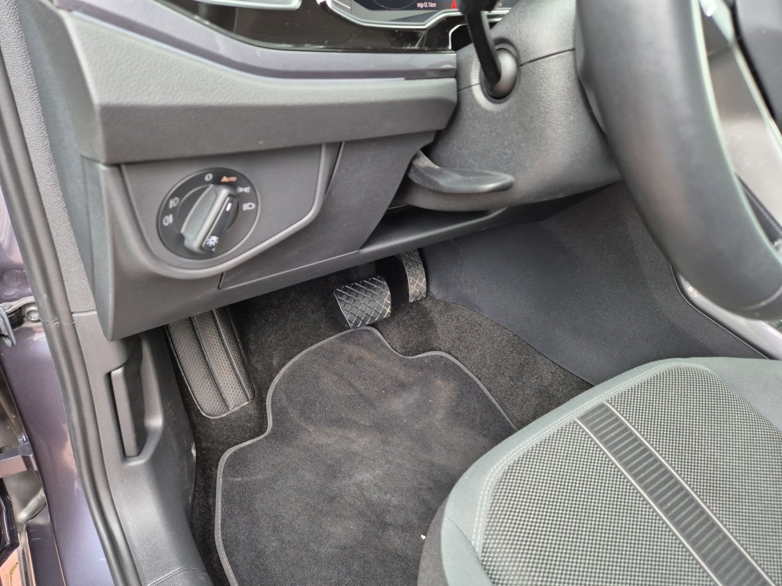 Fahrzeugabbildung Volkswagen Polo TSI Style DSG Matrix AID ACC PDC SH LM