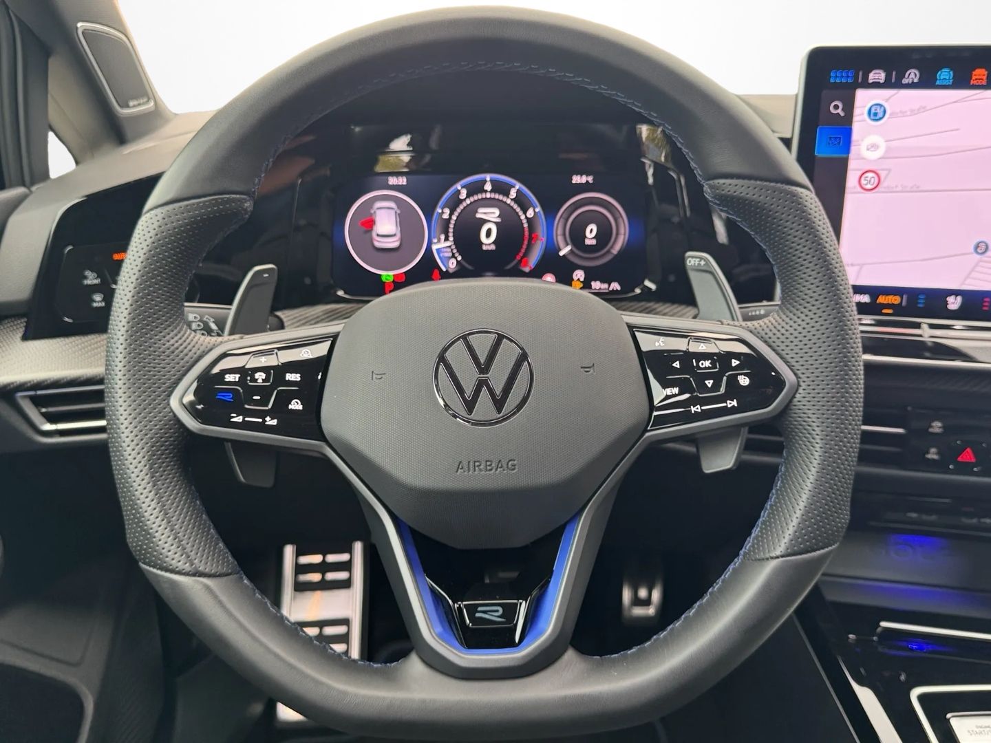 Golf VIII R "BLACK" *PERFORMANCE*LEDER*H&K*