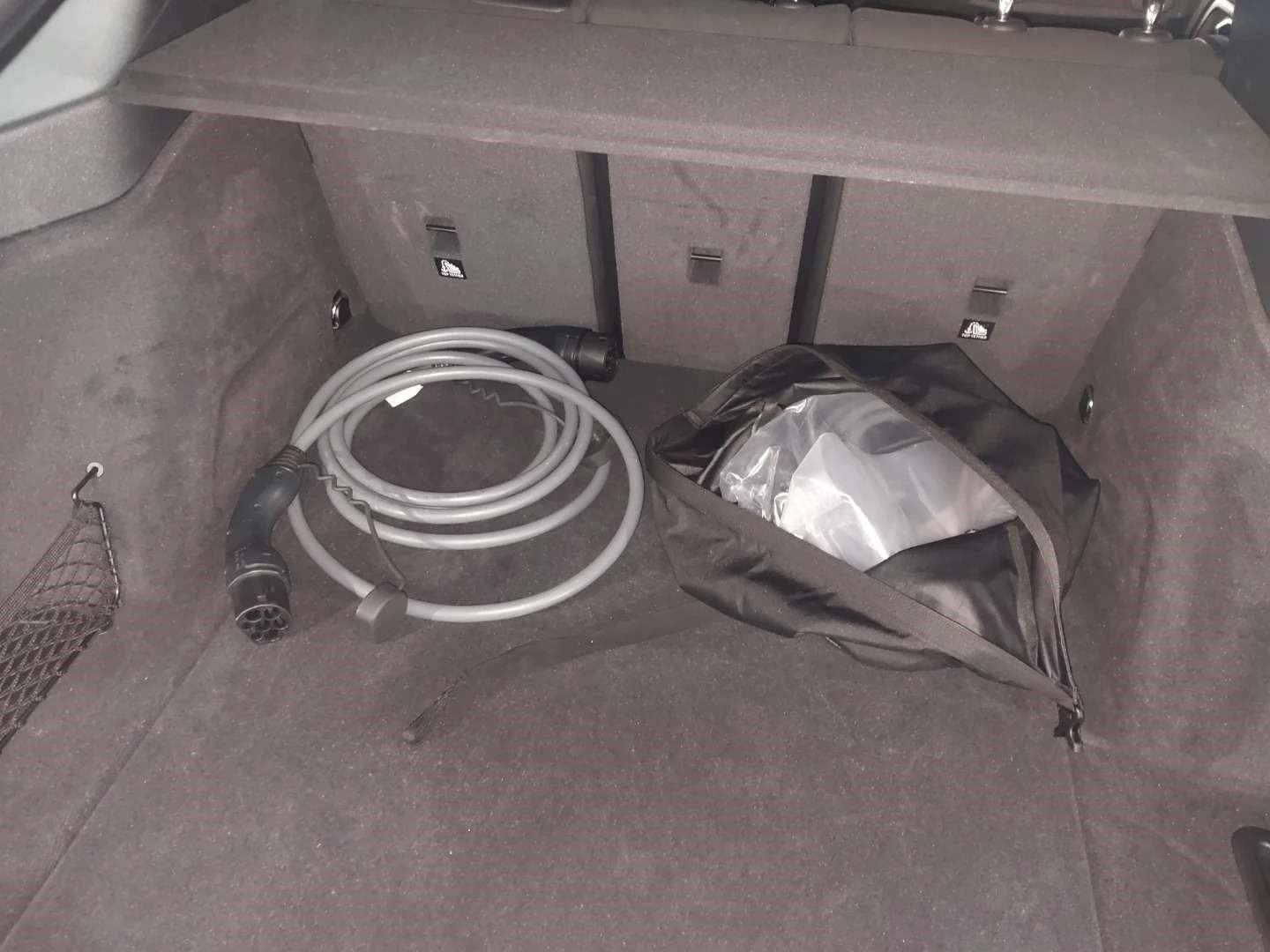 Fahrzeugabbildung BMW i4 M50 |Parking Assistant plus |Harman Kardon Su