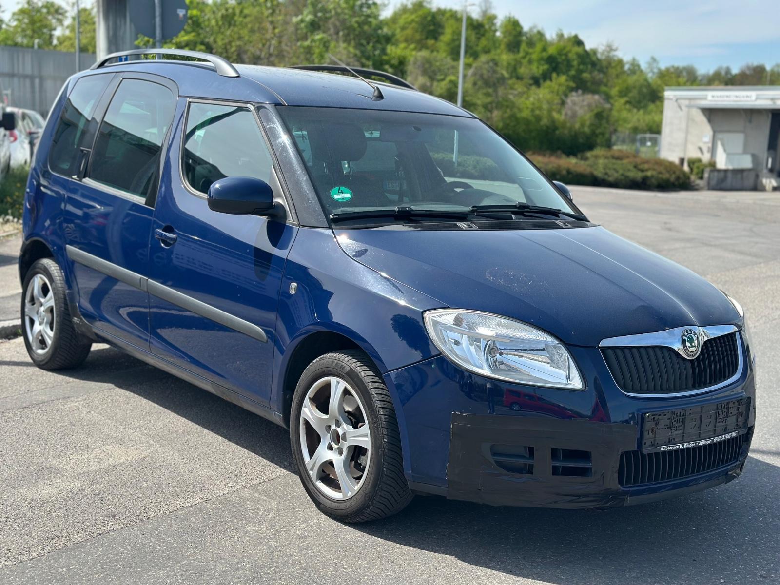 Skoda Roomster 2009 — interior