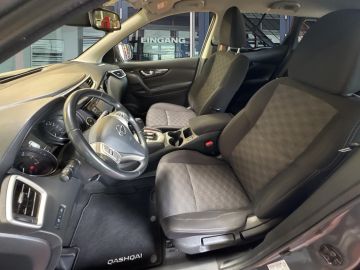 Nissan Qashqai N-Connecta Automatik* Navi* 360* Kamera*