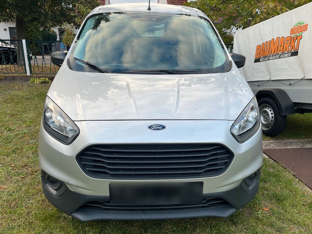 Image of Ford Transit Courier
