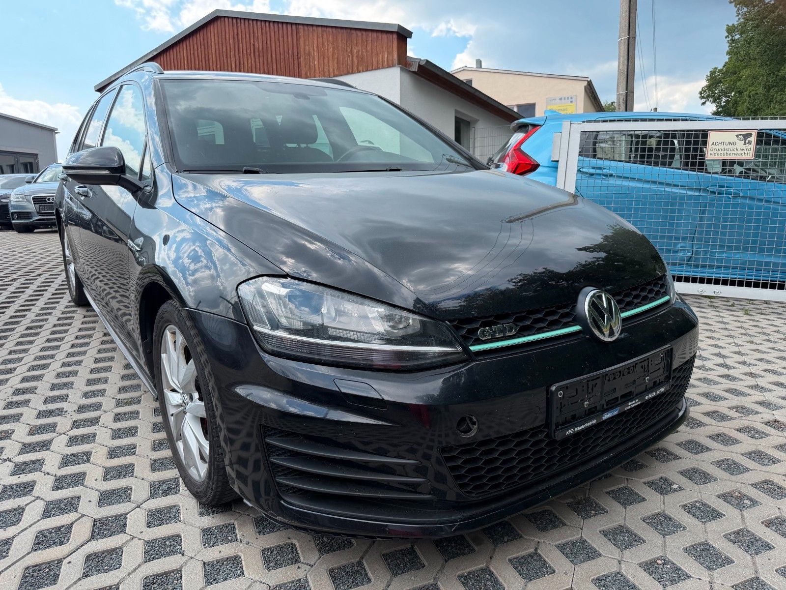 VW Golf