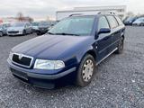 Skoda Octavia Combi 2.0 Ambiente / Klima - Skoda Octavia aus 2001: Kombi