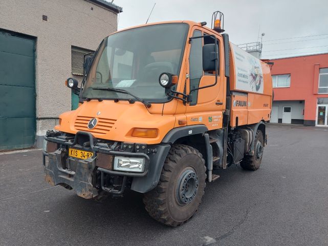 Mercedes-Benz UNIMOG U400 4X4