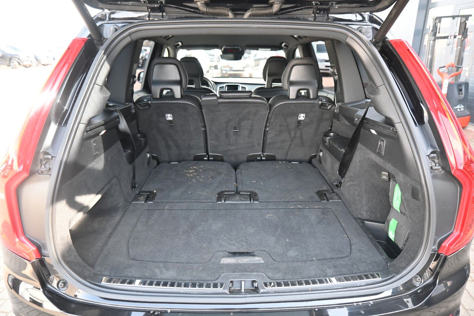 Fahrzeugabbildung Volvo XC90 B5 D AWD R-Design*RFK*STHZ*ACC*7Si*H&K