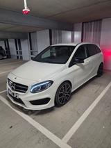 Mercedes-Benz B 220 4Matic AMG Line - Mercedes-Benz B 220: Ambiente-Beleuchtung
