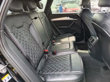 2017 AUDI SQ5 — миниатюра 16