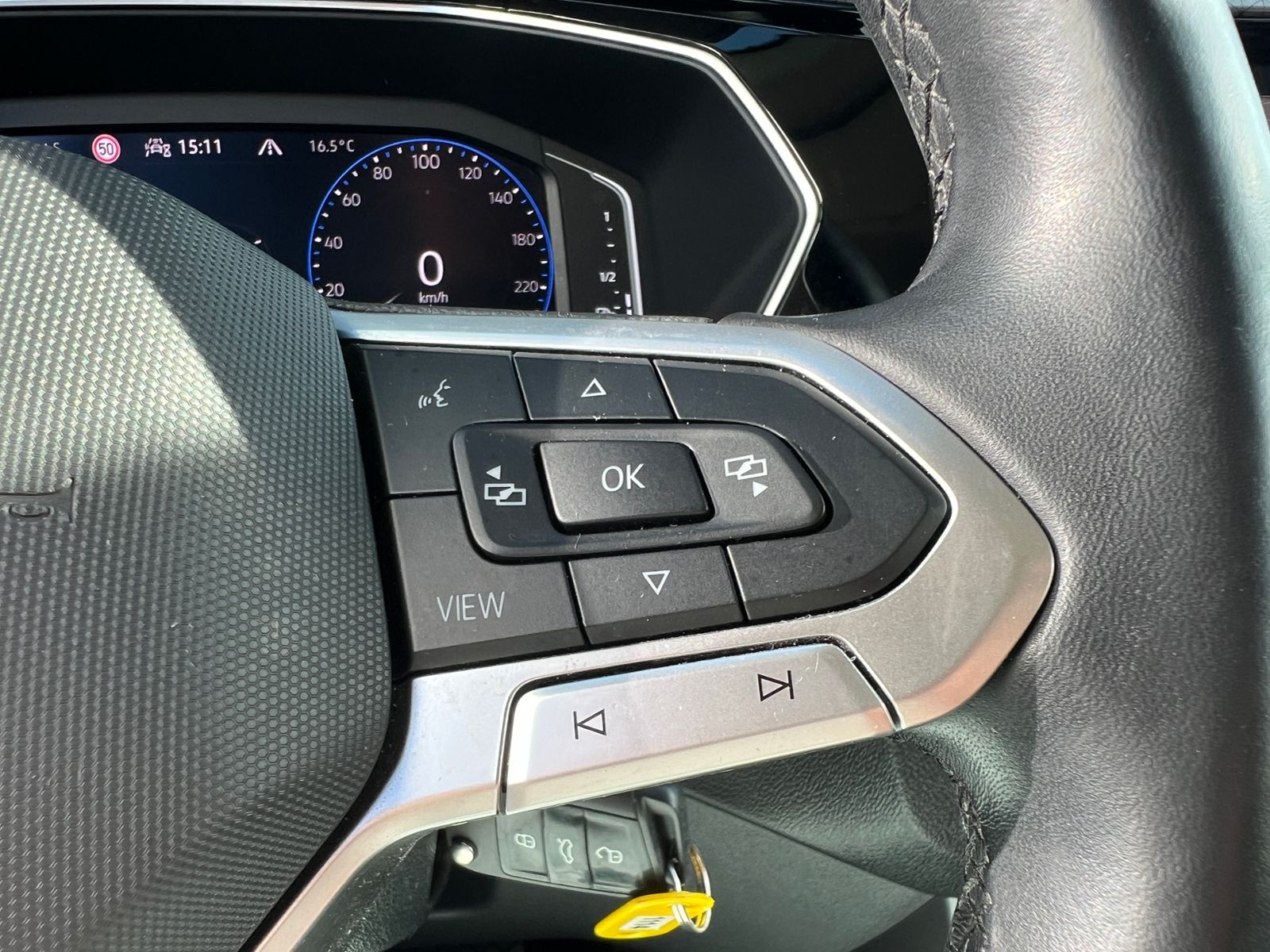 Fahrzeugabbildung Volkswagen T-Cross Style 1.5 TSI DSG *AHK, Navi, ACC, Rückf