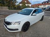 Skoda Octavia Combi Style 4x4 * LED LIGHT * IM KA * - Skoda Octavia mit Diesel-Antrieb