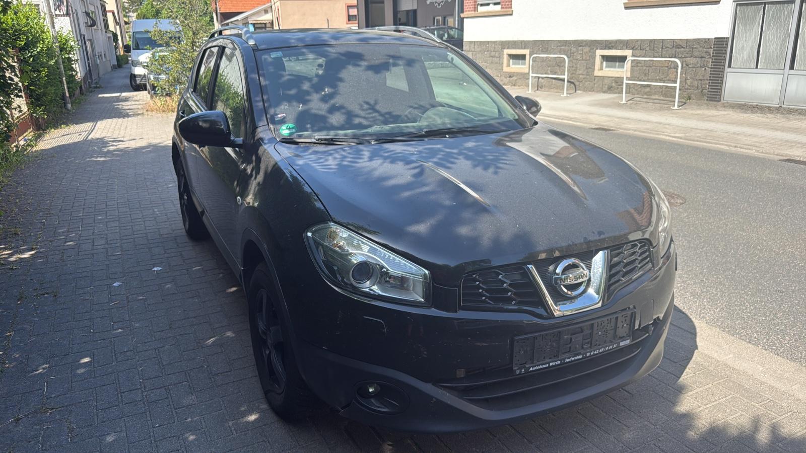 Nissan Qashqai Visia 4X4 2,0 Diesel 7 Sitze