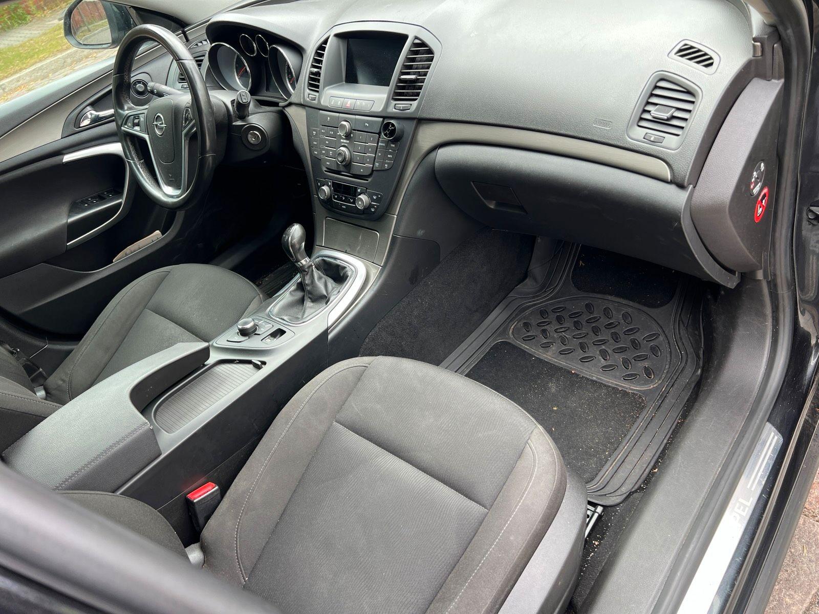 Opel Insignia 2011 — photo 6