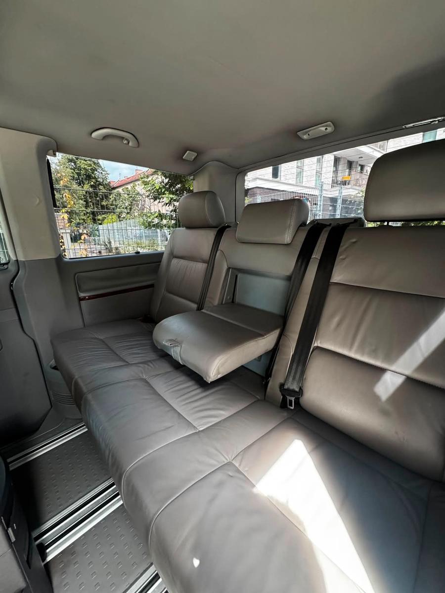 VOLKSWAGEN T5 MULTIVAN 2.5 TDI 174ch HIGHLINE BVM Toit ouvrant Sièges chauffants cuir