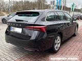 Skoda Octavia Combi 2.0 TDI DPF Selection DSG LED PDC - Skoda Octavia: Schwarz, Combi