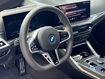BMW i4 xDrive40 M Sportpaket HK HiFi DAB LED RFK