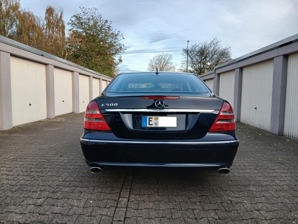 Mercedes-Benz E 500