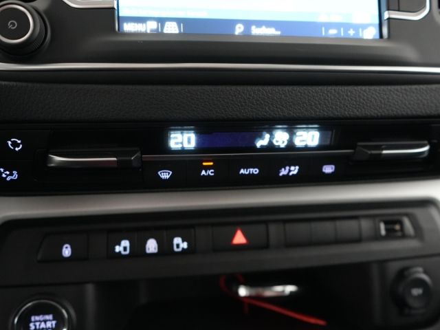 Zafira Life e TOURER M 75kWh AT 6-SITZER+BI XENO