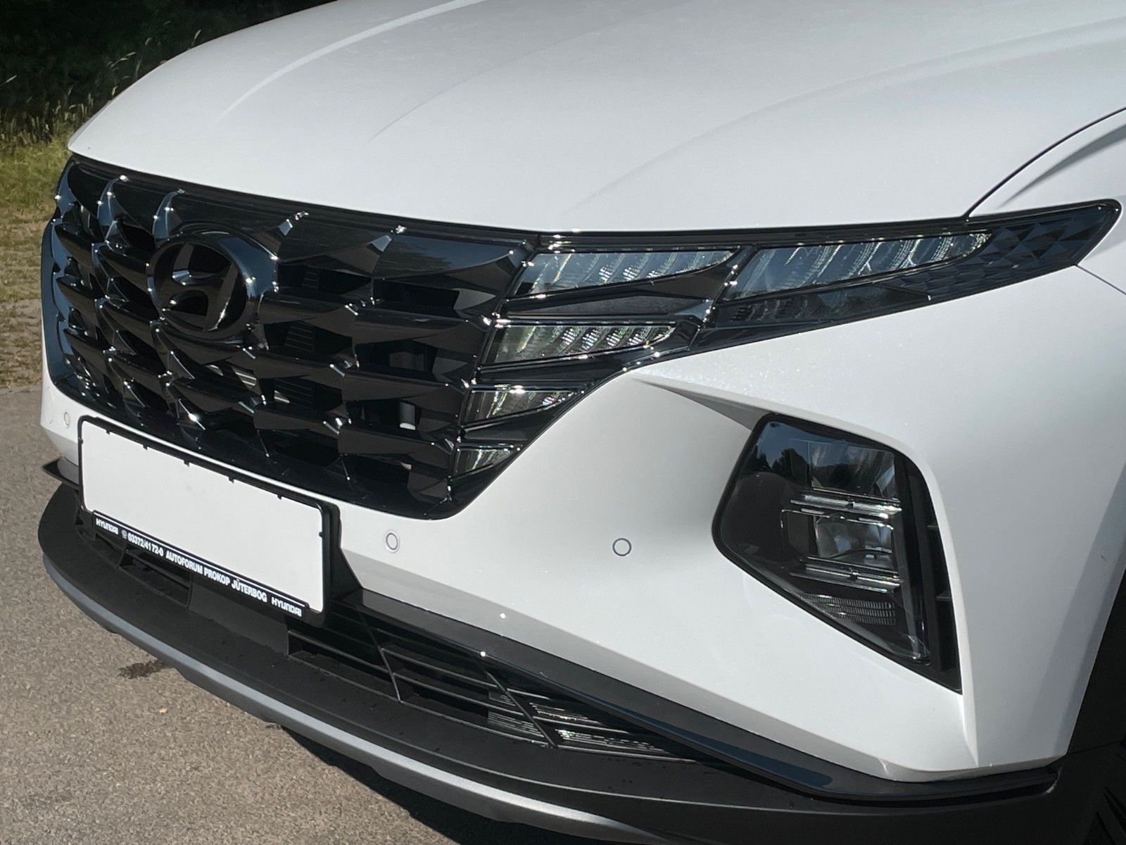 Fahrzeugabbildung Hyundai TUCSON 1.6 T-GDI 48V Blackline *Pano*ACC*LED*SH*
