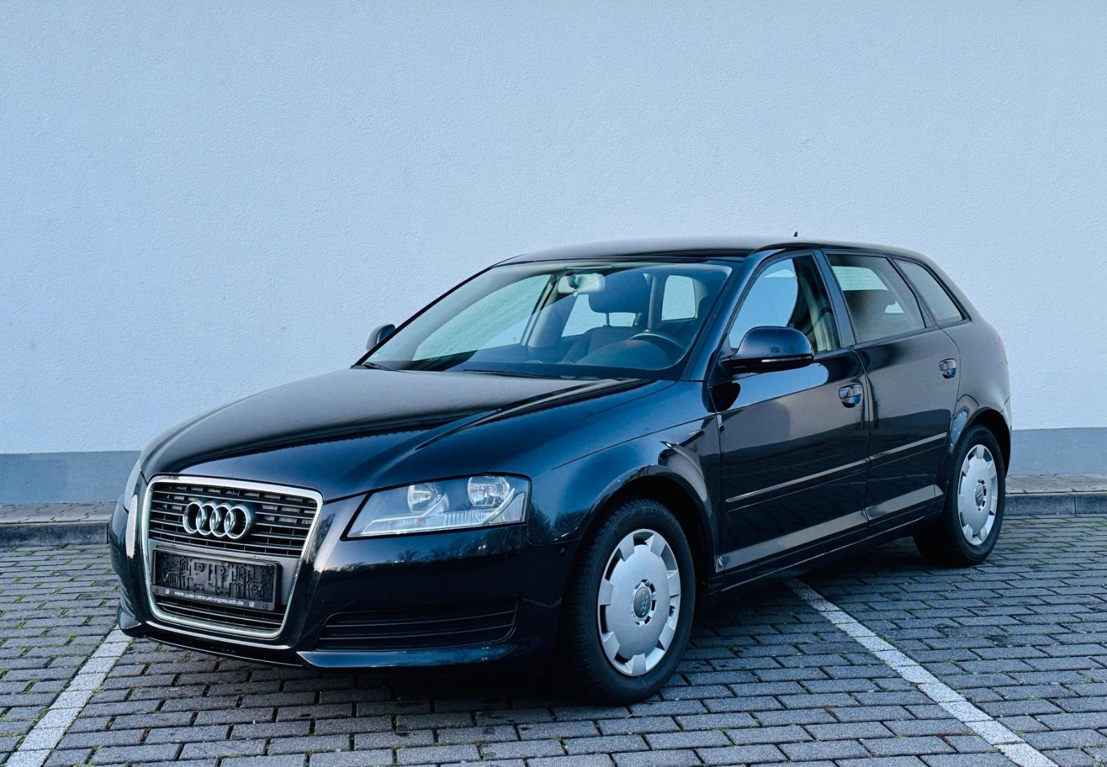 Audi A3 Sportback  Facelift 1.4 TFSI Attraction Euro6