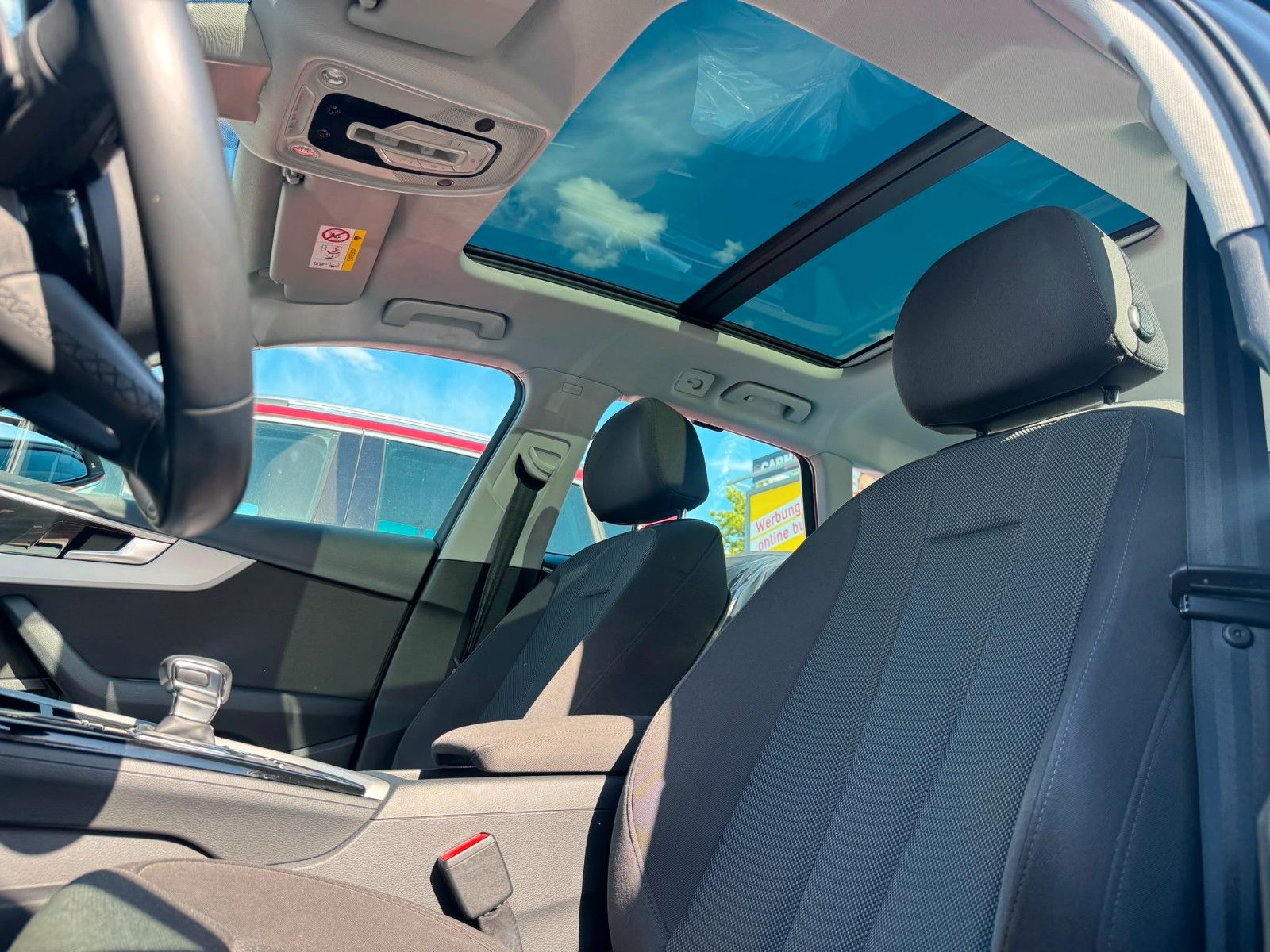 Fahrzeugabbildung Audi A4 Avant 35 TDI advanced Navi,LED,Panorama,SH,