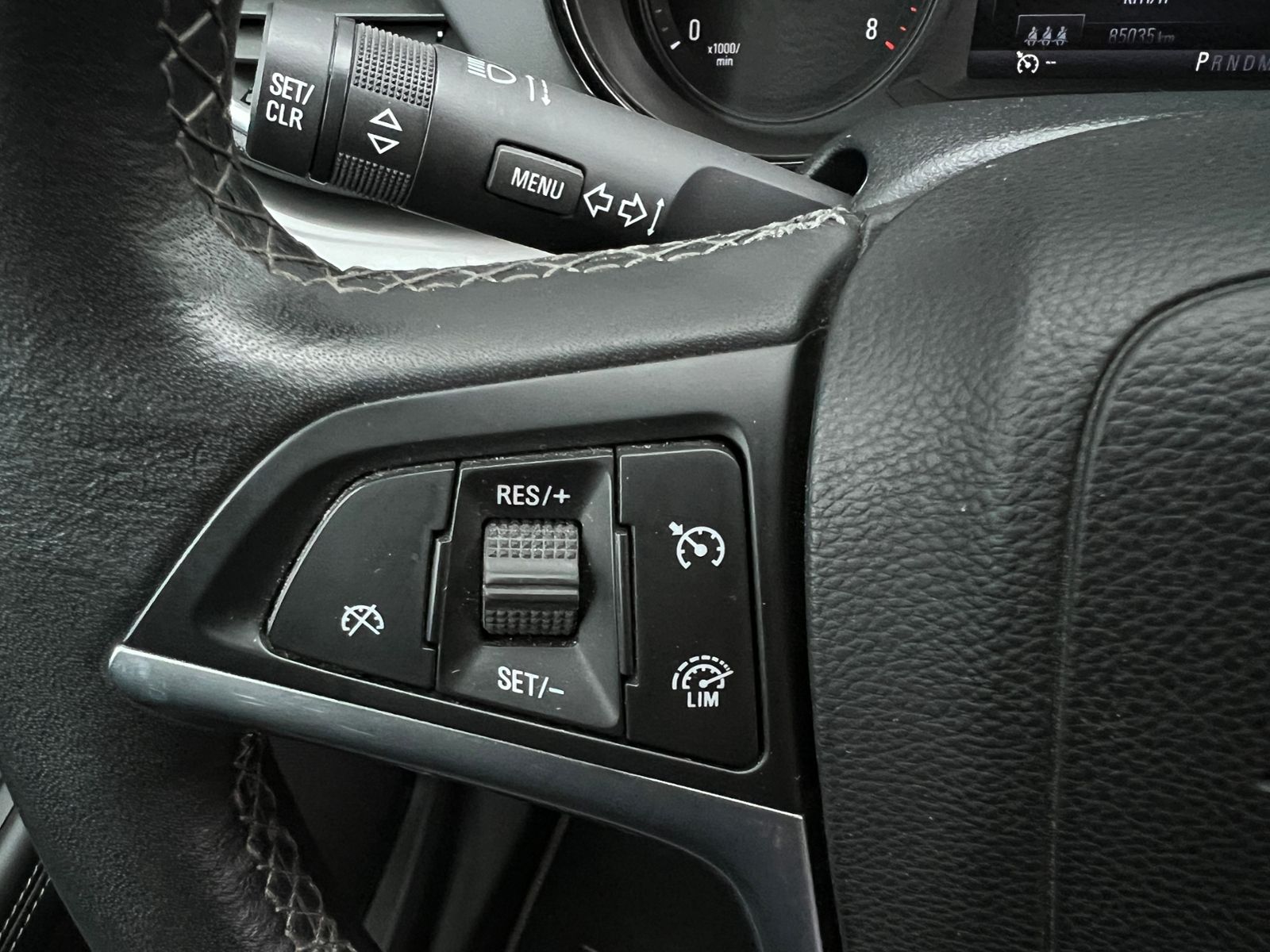 Fahrzeugabbildung Opel Mokka X Innovation 1.4 Turbo Automatik *AHK, Nav