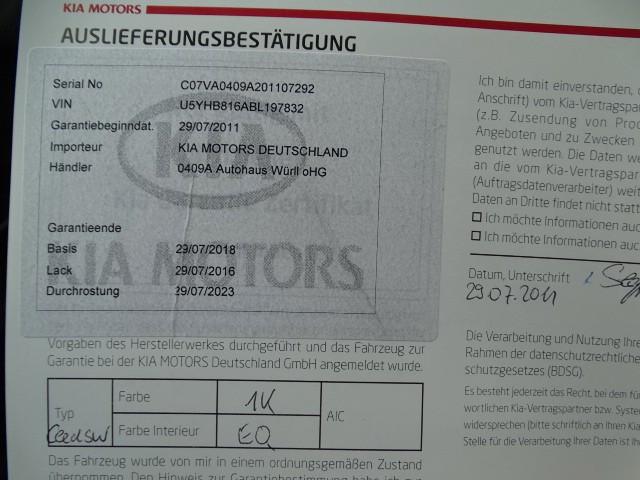 Kia cee'd 2011 — photo 19