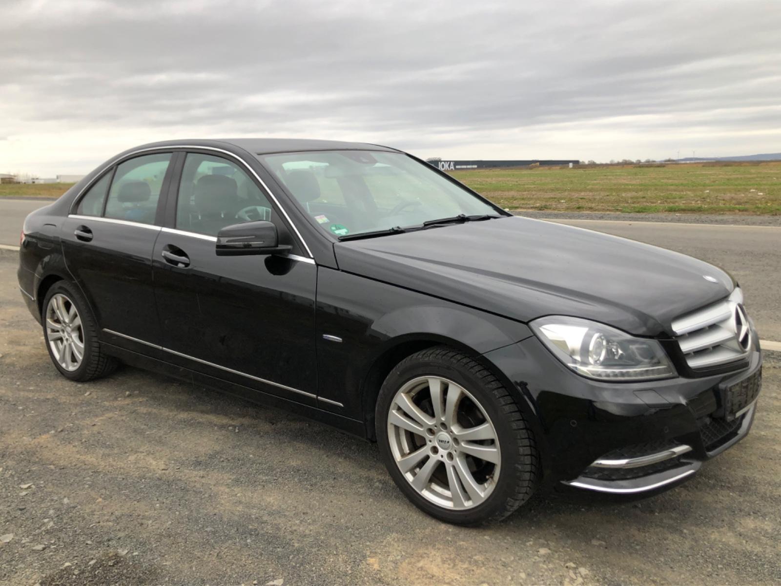 Mercedes-Benz C 180 CGI Lim. BlueEfficiency Avantgarde
