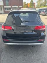 Mercedes-Benz GLC 220 d 4MATIC Autom. - TÜV Neu, 8Fach Bereift - Mercedes-Benz GLC 220 von privat
