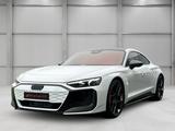 Audi RS e-tron GT quattro performance qu. Carbondach+ - weiße Audi RS e-tron GT