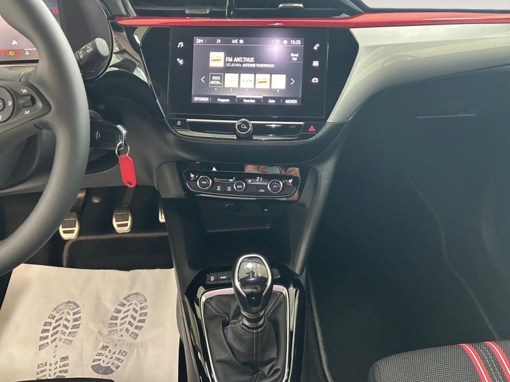 Fahrzeugabbildung Opel Corsa 1.2 Turbo GS Line LED Navi SHZ DAB PDC