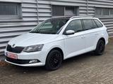 Skoda Fabia STYLE PANO/XENON/AUTOMATIK/1.HAND - Skoda Fabia: Automat