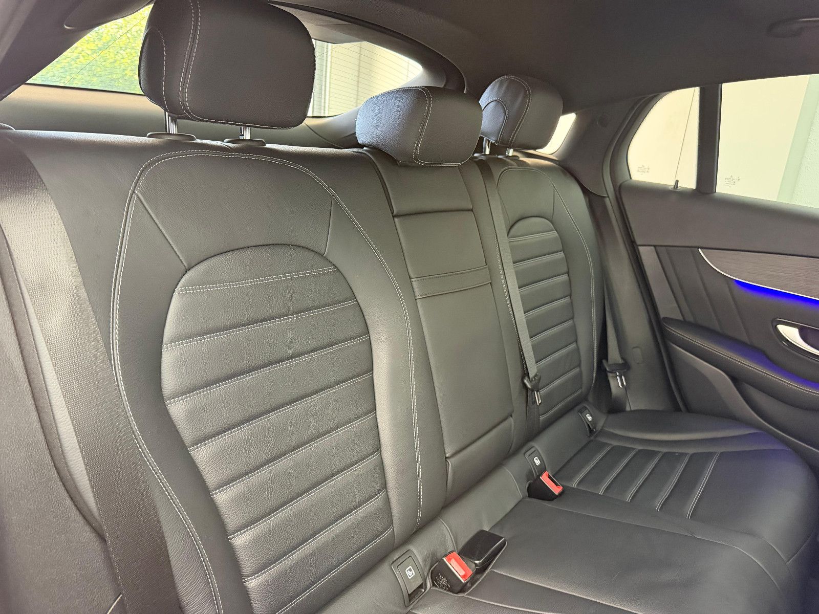 Fahrzeugabbildung Mercedes-Benz GLC 400d Coupe 4M AMG-LINE/BURMESTER/ASSIST+/AHK