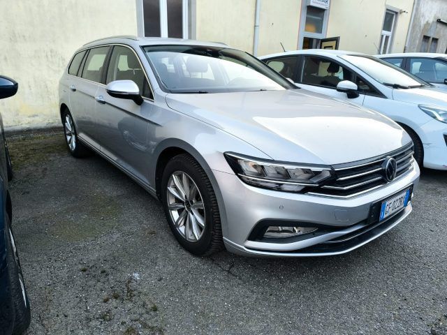 Volkswagen VOLKSWAGEN Passat Variant 2.0 TDI SCR EVO DSG Bu