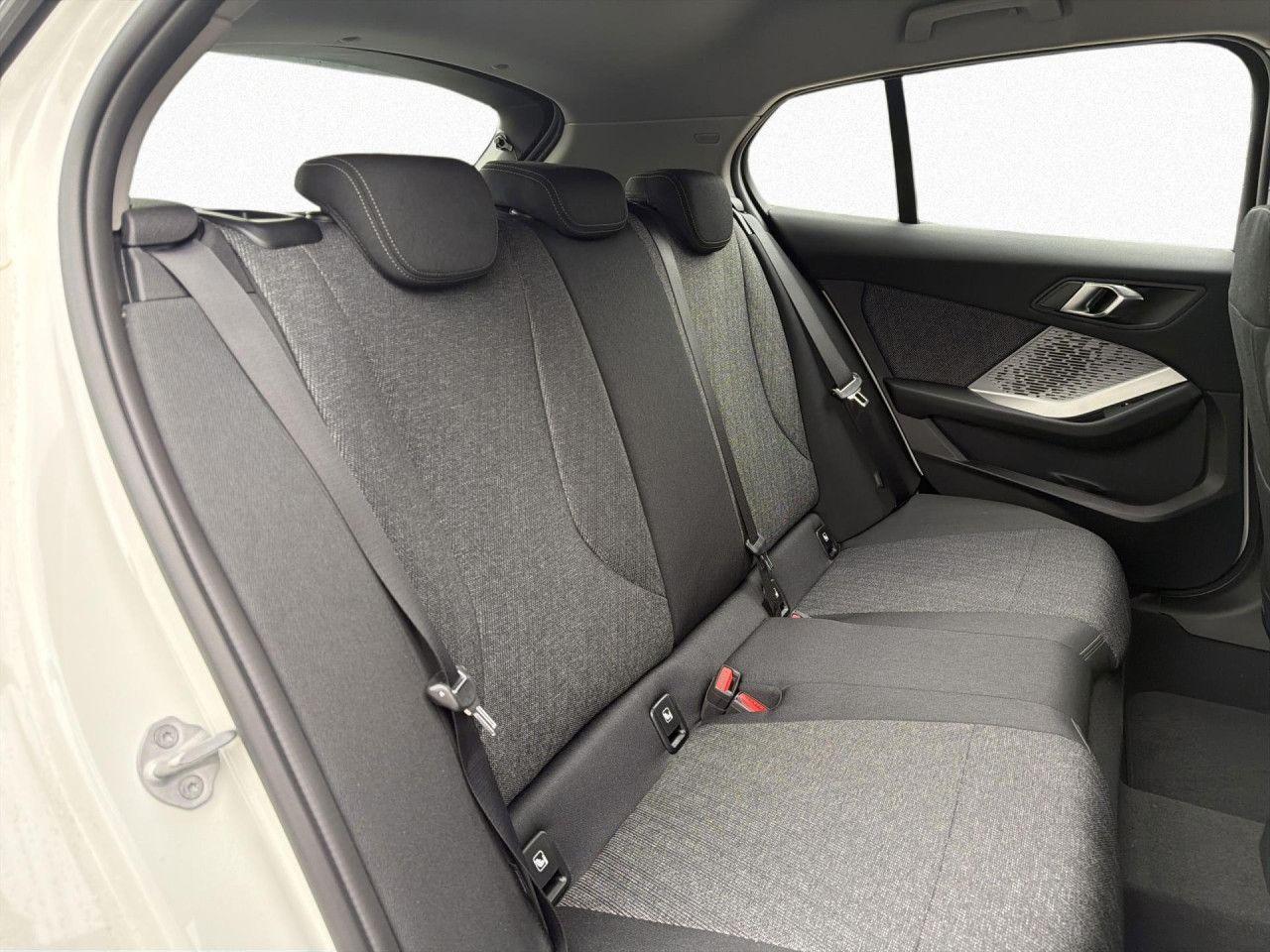 BMW 1 Series M-Sport Design DrivAss Sportpaket Bluetooth, миниатюра 13