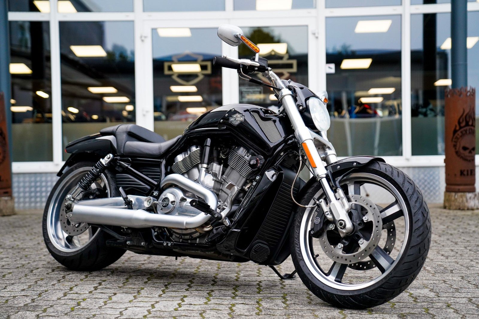 Fahrzeugabbildung Harley-Davidson VRSCF V-ROD MUSCLE - Remus -