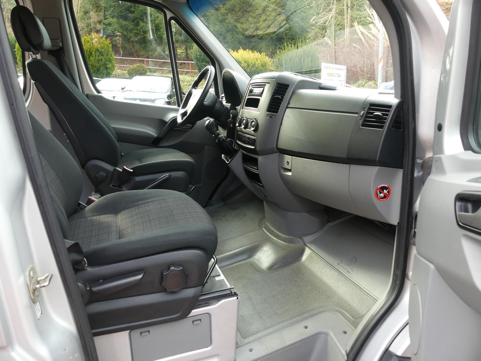 Mercedes-Benz Sprinter 2.1 CDI*AHK*Standhzg.*SHZ*USB*9-Sitzer