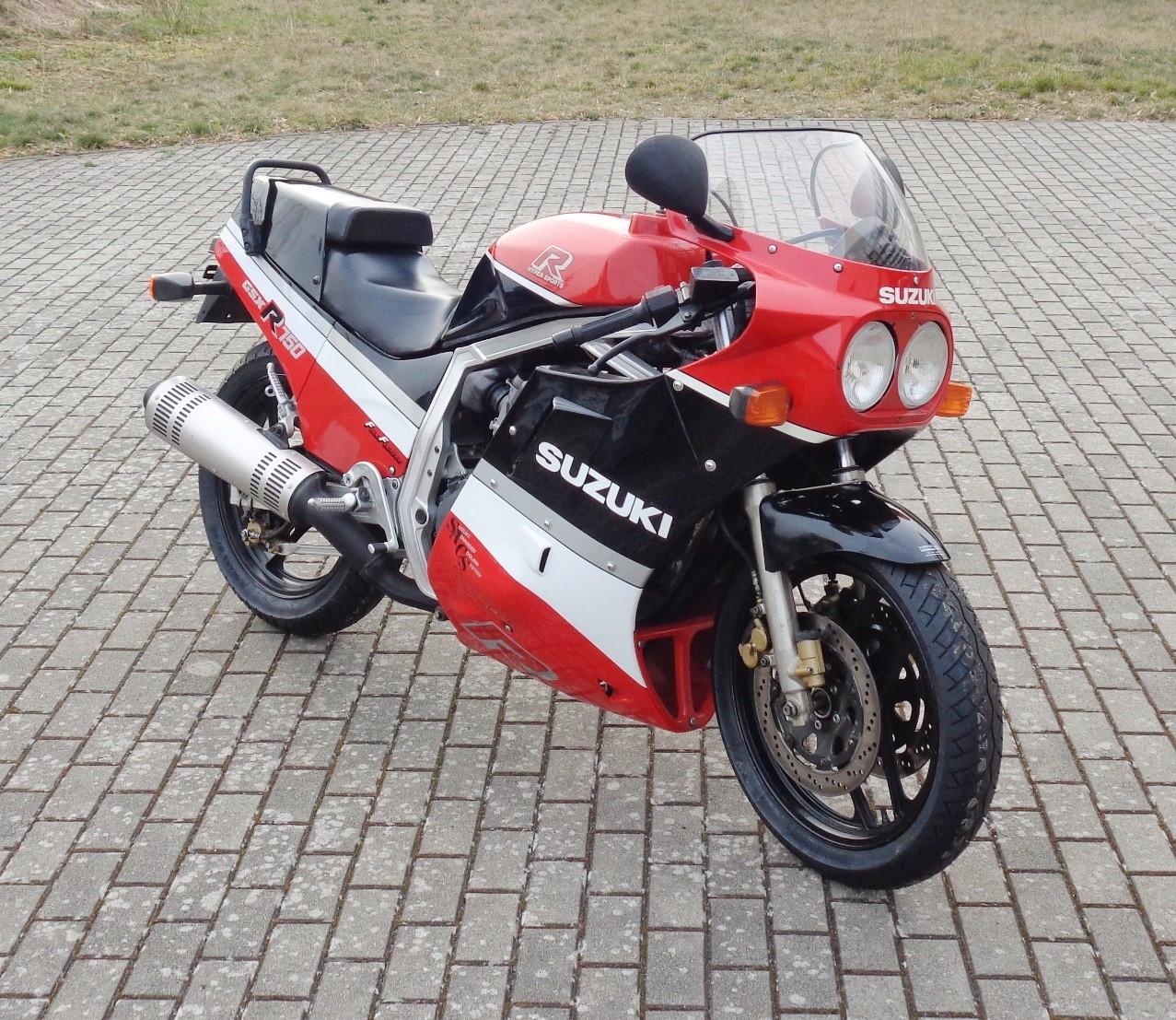 Suzuki GSX-R 750 Bj. 1987 im orig.-Zustand aus Sammlung