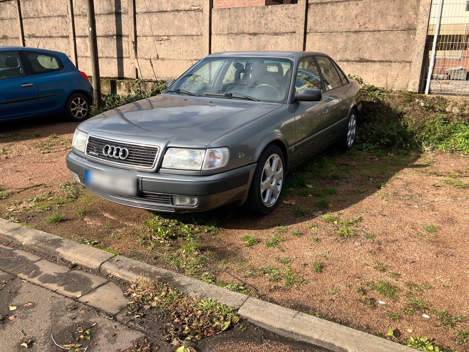 Audi 100