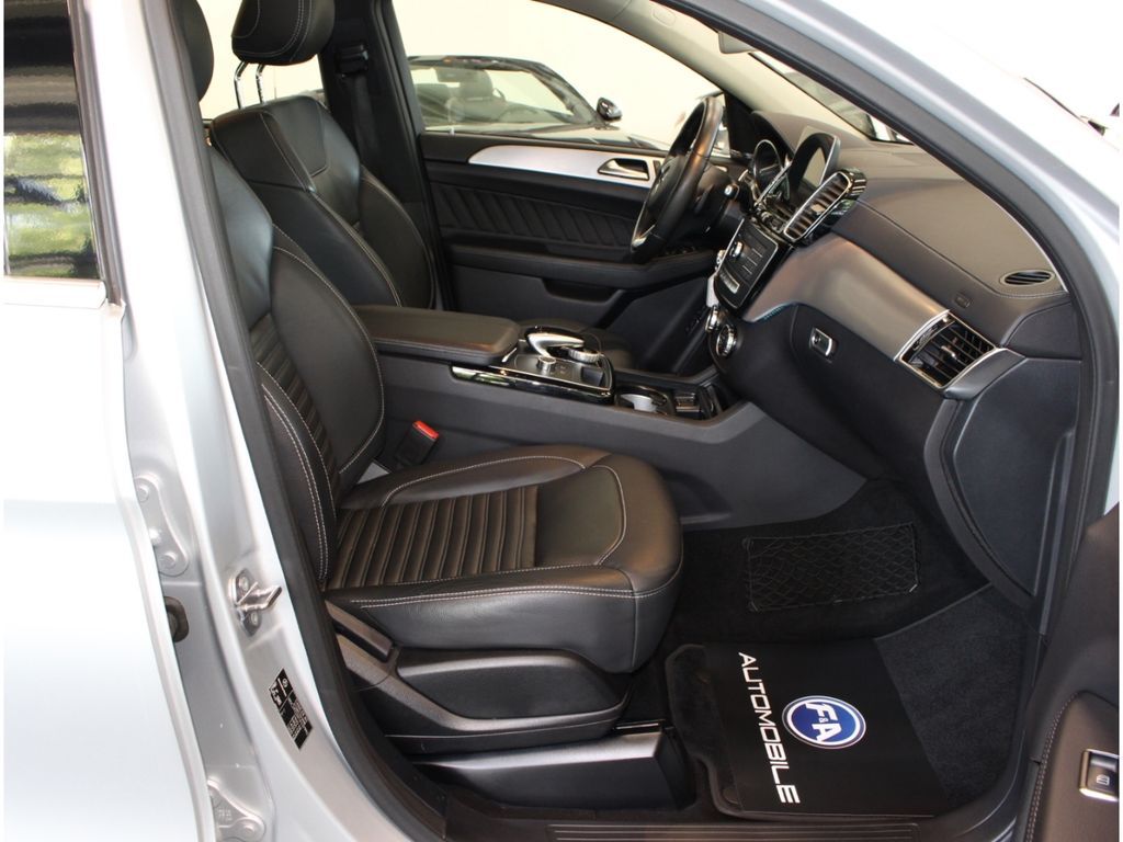 Fahrzeugabbildung Mercedes-Benz GLE 350 d Coupe 4Matic AMG-Line*AHK*Distronic