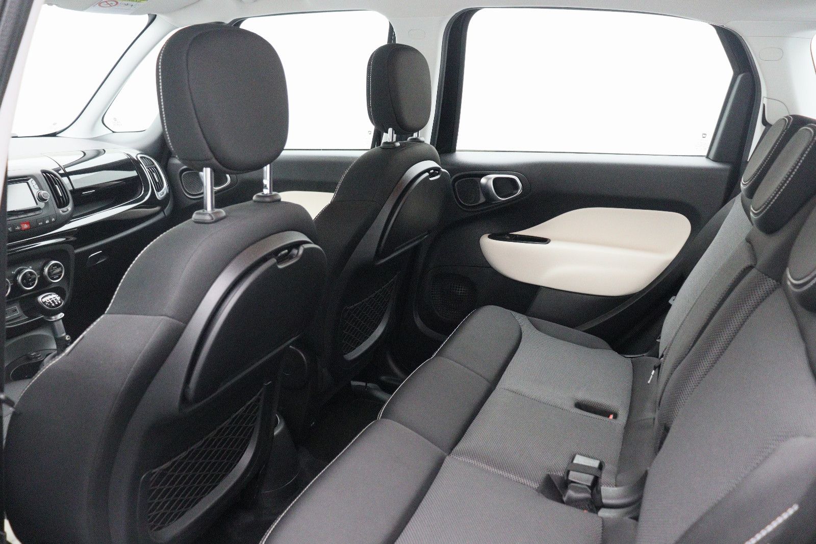 Fahrzeugabbildung Fiat 500L Trekking 1.6 NAVI