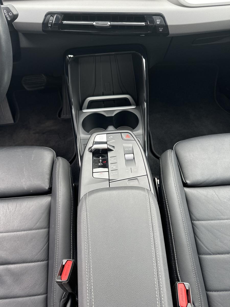 BMW 230 Active Tourer e xDrive NAV+LED+AHK+360°