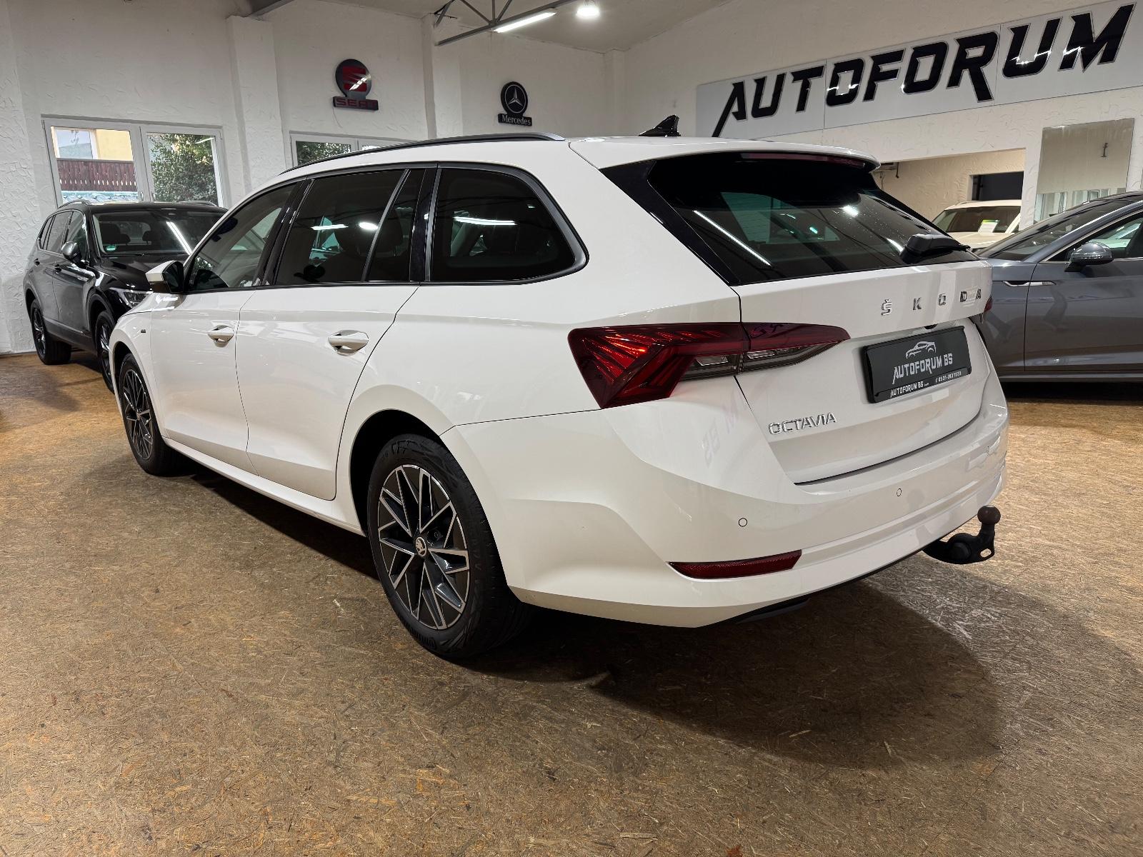 Skoda OctaviaCombiClever 2.0TDI DSG/STHEIZ/AHK/MATRIX