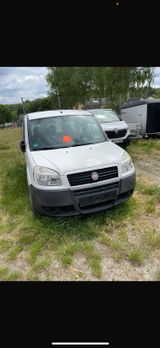 Fiat Doblo 1.4 Benzin EZ 04/2010 TÜV 08/20... - Fiat Doblo: 2.0